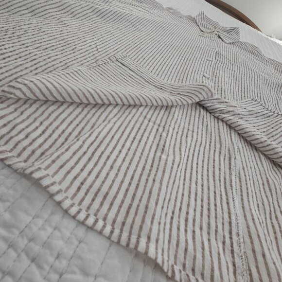 NEW Max Studio London Button Up Shirt Women's L Tan White Short Sleeve MSRP $138 - Picture 2 of 15